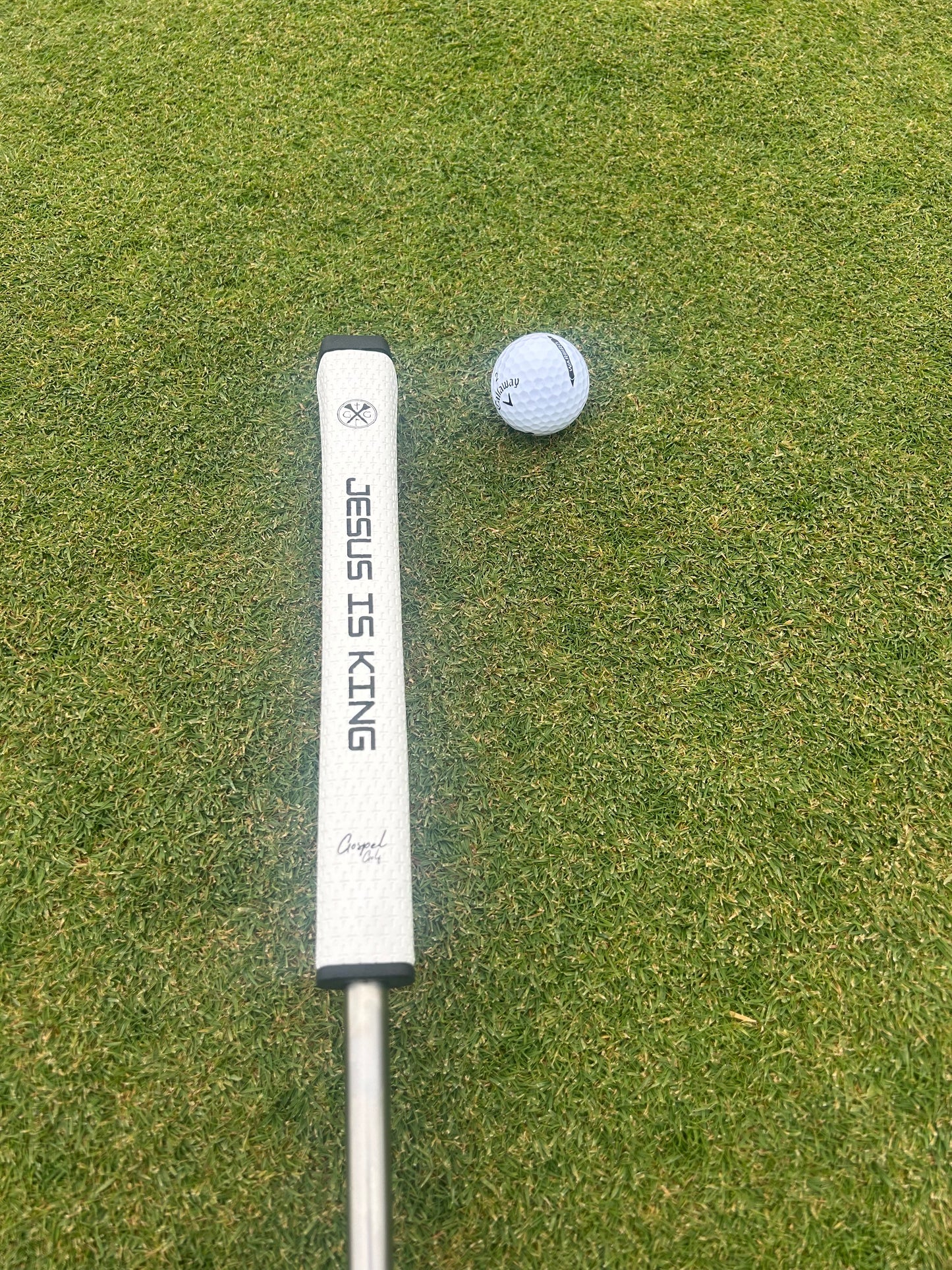 Jesus Is King - Golf Putter Grip